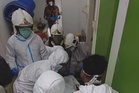 Bau busuk bongkar penemuan mayat dalam bilik sewa