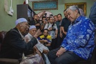 “Pertemuan ringkas tapi bermakna” - Ahmad Zahid ziarah Mursyidul Am Pas