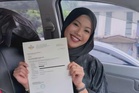 Bekas atlet terjun wanita negara peluk Islam