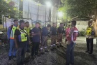 WhatsApp 'selamatkan' dua beradik sesat di Bukit Putus