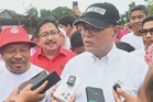 Tiga pemandu ditahan, tiga treler disita pindah bahan mineral