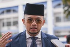 Mediasi gagal, saman fitnah Murad Zaidi terhadap Caprice dibicarakan