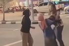 Tiga remaja perempuan bergaduh gara-gara gambar tersebar di media sosial