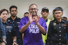 Sebar dakwaan palsu simpanan TH: Azeez Rahim, keluarga sedia saman