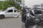 Kereta rosak di lebuh raya: Wanita maut, dua parah dirempuh lori