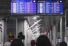 Landasan KKIA dibuka semula