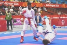 Karate buka tirai dengan dua gangsa