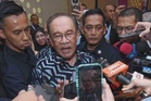 Kedudukan Raja perlu ikut Perlembagaan, undang-undang - Anwar