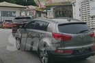 Dua SUV curi tumpuan di kediaman Najib