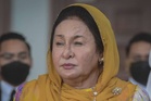 Permohonan Rosmah tangguh tanpa syarat bayar kepada syarikat barang kemas Lubnan ditolak