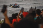 Tiket dan makan mahal, tengok F1 depan TV sajalah
