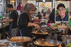 Perketat kawalan warga asing dalam sektor makanan