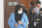 Suri rumah menyamar pengarah kanan imigresen dipenjara 12 bulan, denda RM8,000