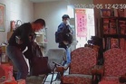 Aksi pecah masuk rumah dirakam CCTV, polis buru dua lelaki