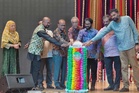 Mydin santuni 15 rumah kebajikan menerusi kempen 'A Brighter Deepavali'