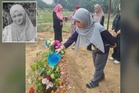'Assalamualaikum Irene Sofiya' - Guru tadika ziarah pusara, titip doa buat Allahyarham