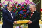 Agong kurnia Darjah Utama Seri Mahkota Negara kepada El-Sisi