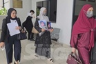 Inkues Zara Qairina: Ibu nafi tenang, dakwa menangis sepanjang perjalanan ke hospital