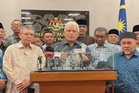 'Pembangkang tak perlu bentang belanjawan alternatif, jadi syok sendiri' - Hamzah