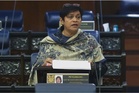 Berapa ramai PM pernah buat begini? Azalina puji tindakan Anwar lepaskan kuasa mengawal Parlimen