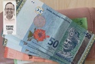 Sudah 7 kali kenaikan gaji minimum dilaksanakan