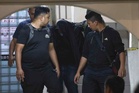 Terdapat tiga kesan tikaman di perut dan pipi, suspek tunjuk pisau diguna bunuh isteri - Polis