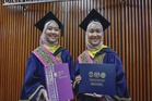 Pasangan kembar raih anugerah graduan terbaik UiTM 2026