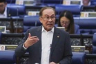 Anwar jawab 'teguran' hadiri konsert Siti Nurhaliza