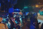 Dua remaja menunggang motosikal secara melulu ditahan polis