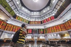 Pasaran saham global capai paras tertinggi, Bursa Malaysia melonjak