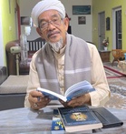 Usia emas bukan penghalang cari ilmu