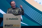 Selesaikan isu pekerja asing untuk sektor restoran dalam sebulan – PM