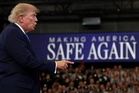 Trump gesa rakyat AS ‘berkorban’ hadapi kenaikan harga petrol 