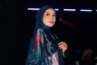 Cuma elak babak bersentuhan, saya rasa pengarah faham sensitiviti pelakon berhijab – Nad Zainal
