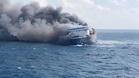 5 maut, 41 hilang feri terbakar di tengah laut