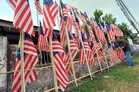 Mengibar Jalur Gemilang tanda cinta kepada negara