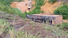 Lori kontena terjunam 20 meter dalam gaung, pemandu maut