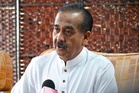 Periksa semua penumpang penerbangan, VIP