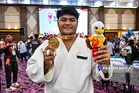 Danish tumpaskan pemegang tali pinggang hitam