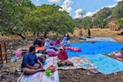 Ribuan penduduk tunggu bantuan selepas 48 maut akibat gempa bumi