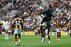 Hull malukan United pada aksi pembukaan