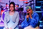 Lihat Azeva mula menyanyi seolah Allah merestui doa seorang ibu buat anaknya – A. Aida