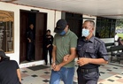 Konstabel didakwa cuba curi beg galas rakan sekerja