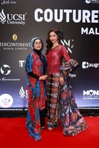 Bawa gaya Nusantara ke pentas peragaan New York