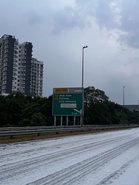 Sisa tumpahan sabun punca buih di Lebuhraya KESAS 