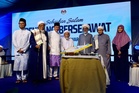 Anwar seru hormati ulama, dengar nasihat guru
