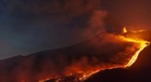 Abu Gunung Etna paka Lapangan Terbang Catania ditutup
