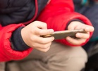 Ramai kanak-kanak Korea Selatan guna telefon sebelum 2 tahun