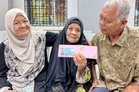 Wanita tertua Kedah tukar MyKad generasi baharu