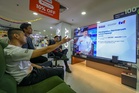 Pantau ketat kadar gaji minimum RM2,000 sebulan
